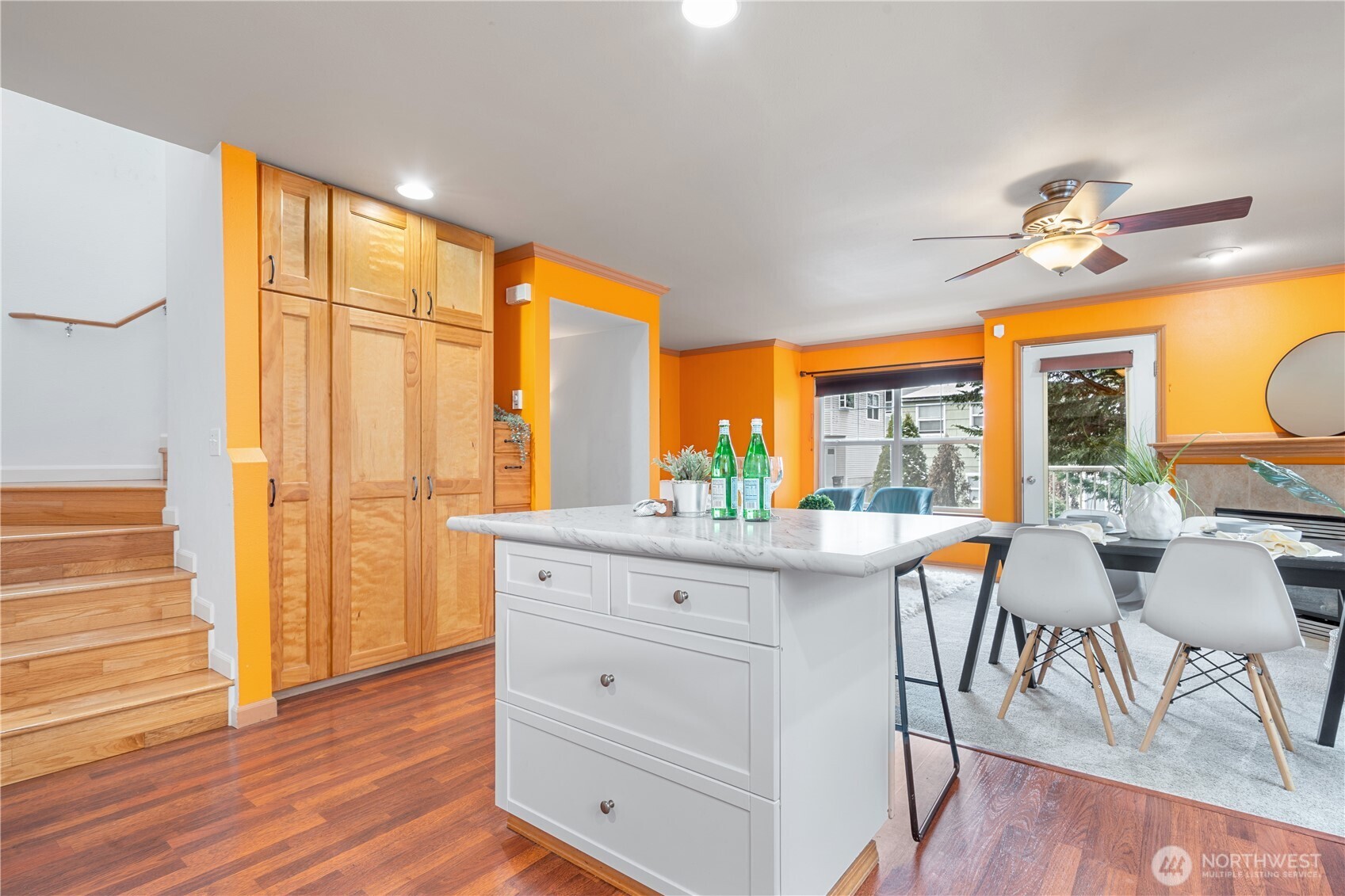 14347 Stone Avenue N Unit: B