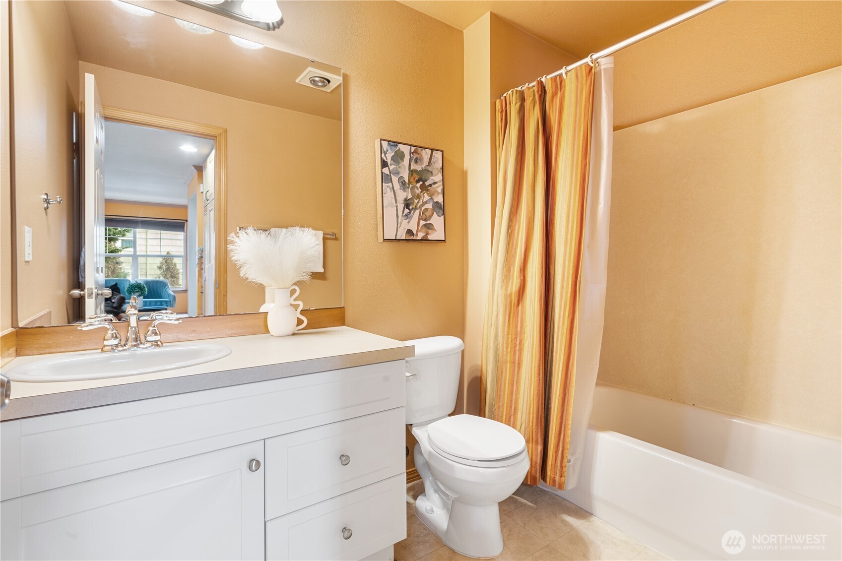 14347 Stone Avenue N Unit: B