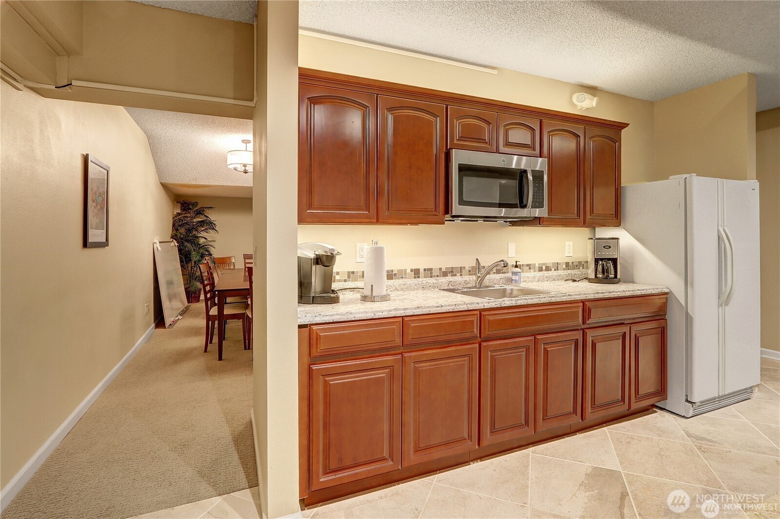 200 James Street W Unit: 306