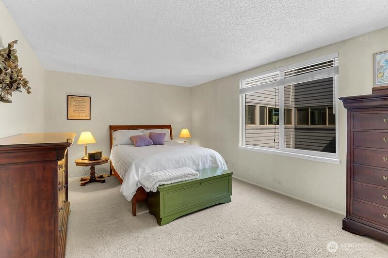 200 James Street W Unit: 306