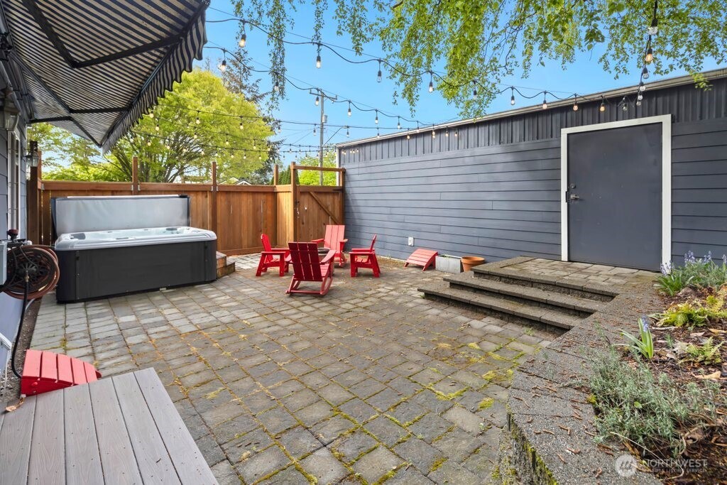 7957 34th Avenue SW
