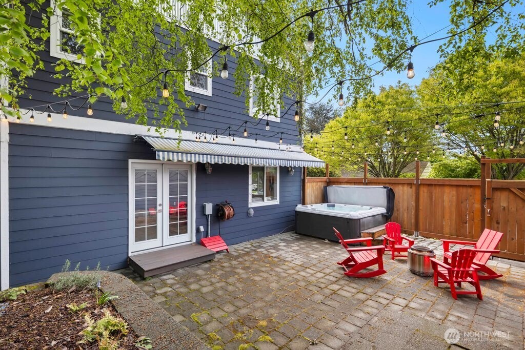 7957 34th Avenue SW