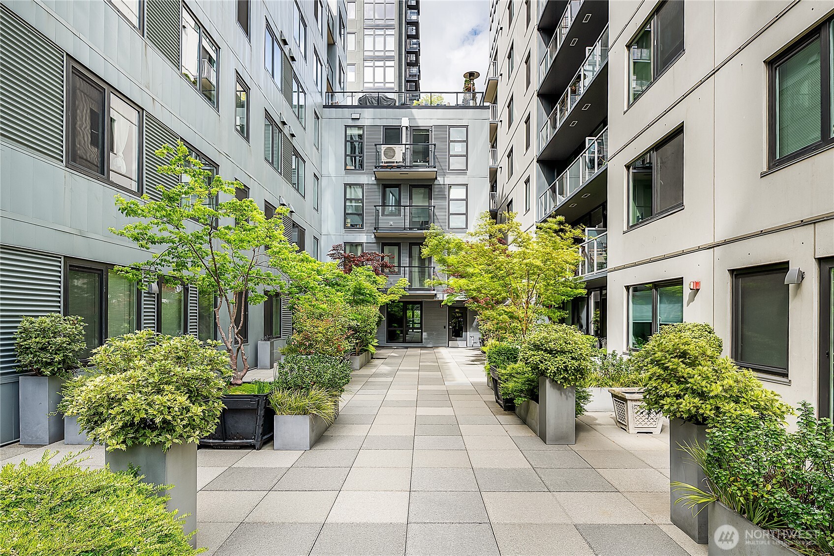 76 Cedar Street Unit: 510