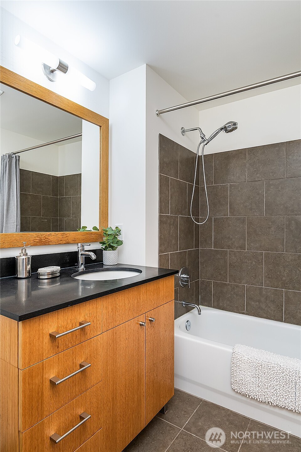 76 Cedar Street Unit: 510