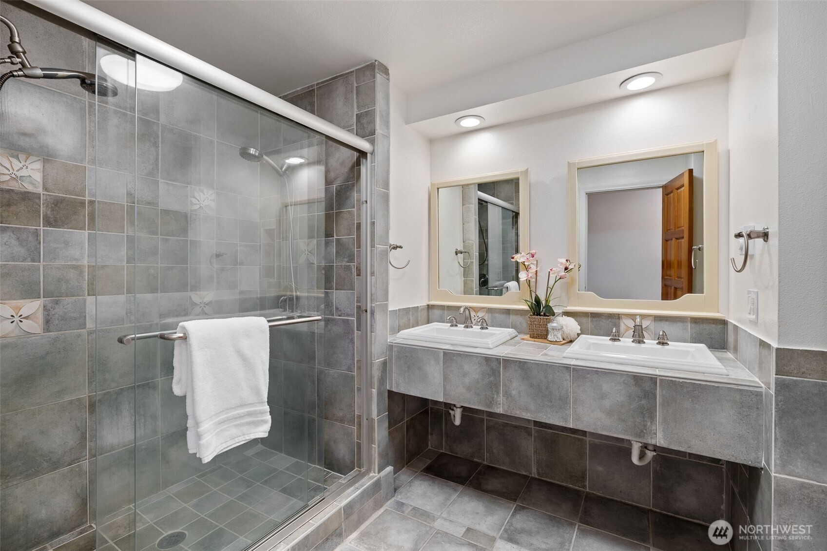 6333 Northridge Drive