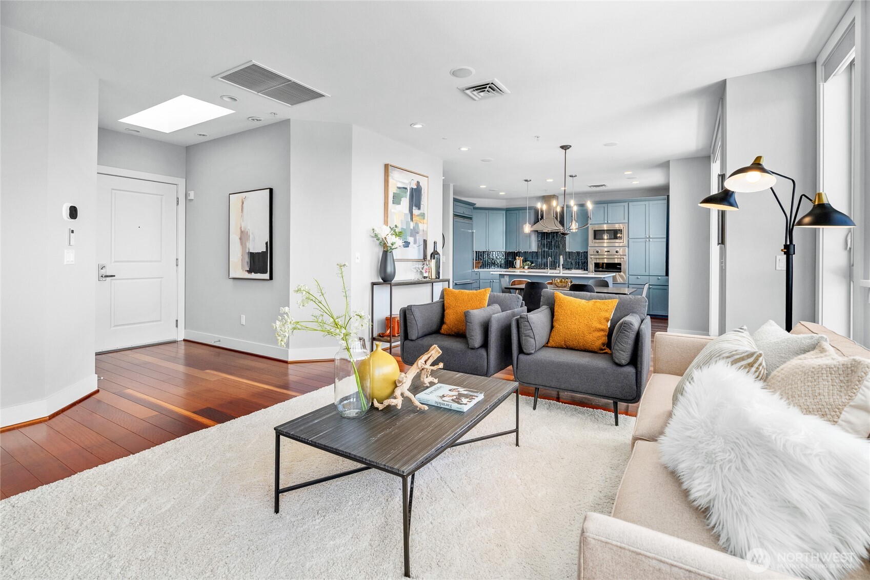 6801 Greenwood Avenue N Unit: 403