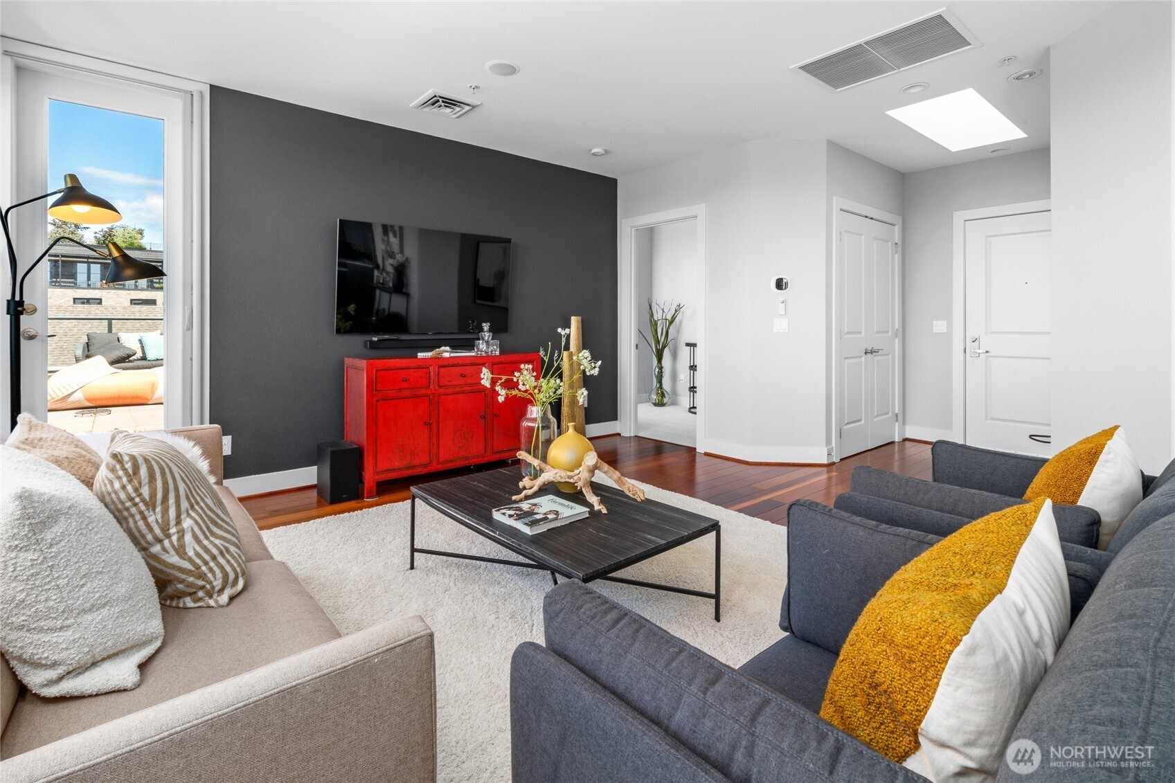 6801 Greenwood Avenue N Unit: 403