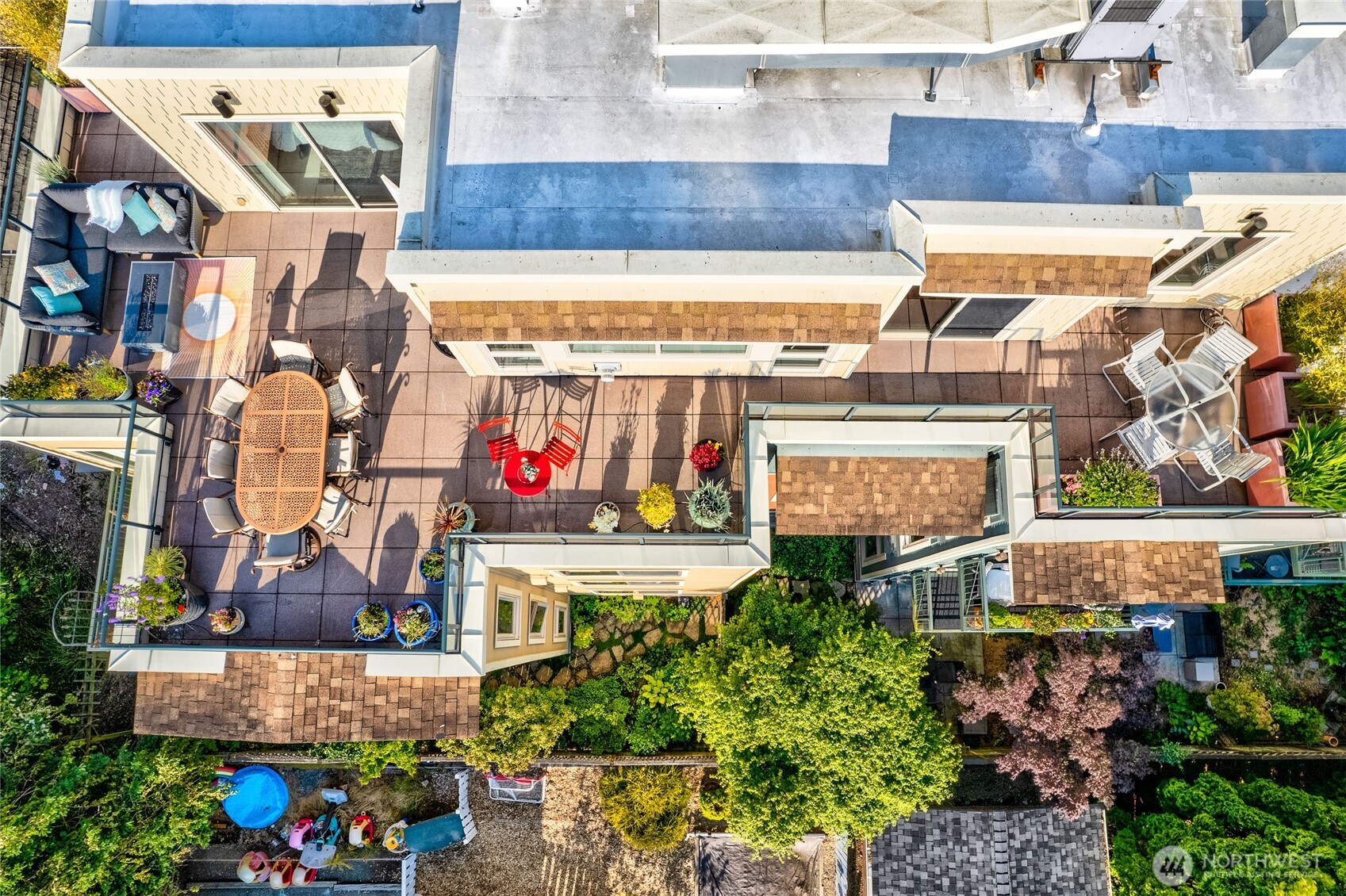 6801 Greenwood Avenue N Unit: 403