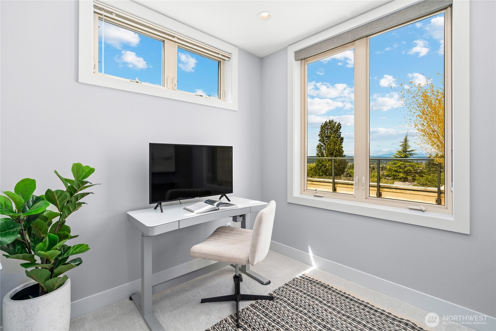 6801 Greenwood Avenue N Unit: 403