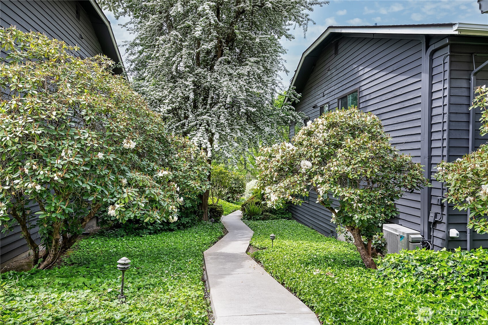 6533 106th Avenue NE Unit: D