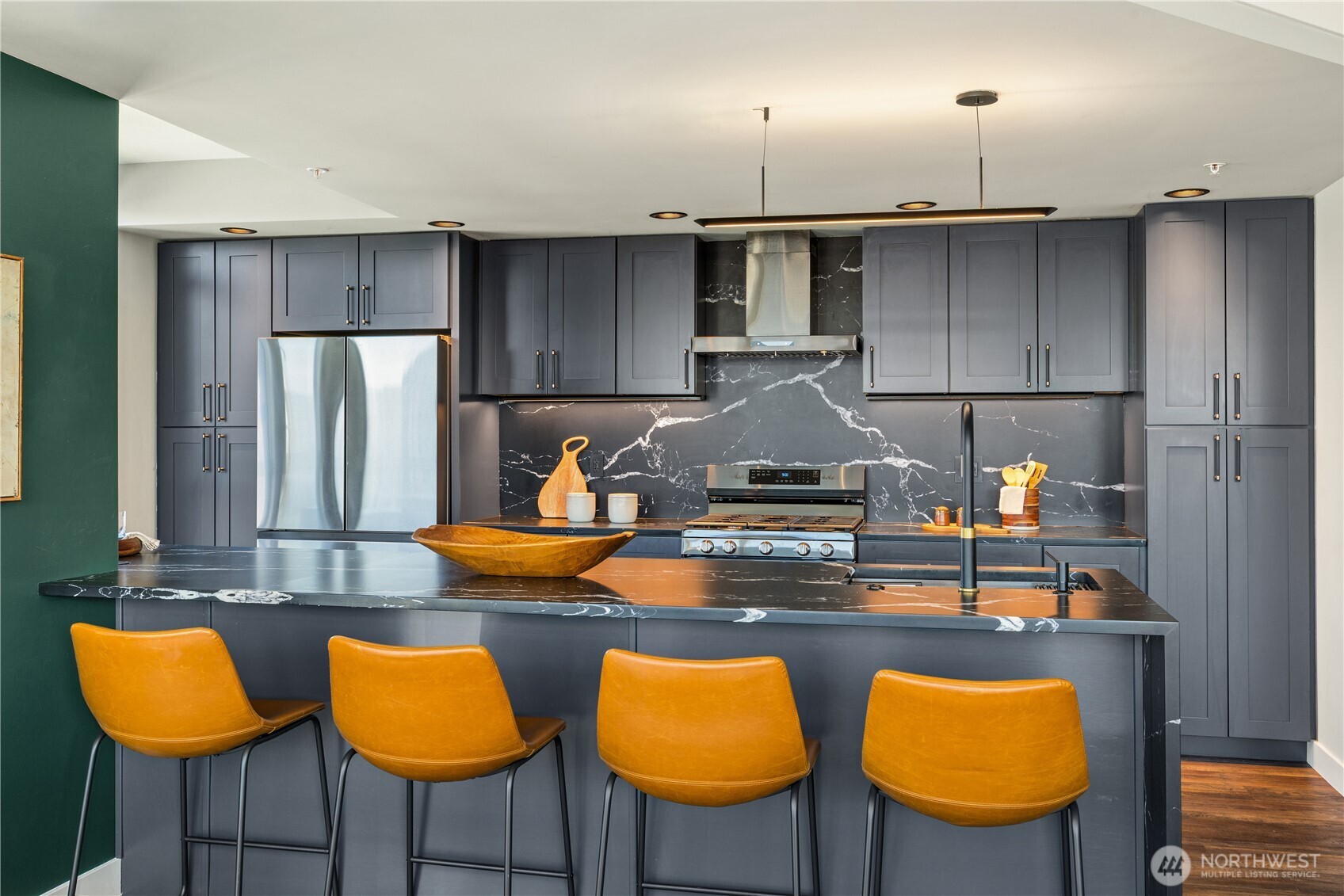 1420 Terry Avenue Unit: 2504