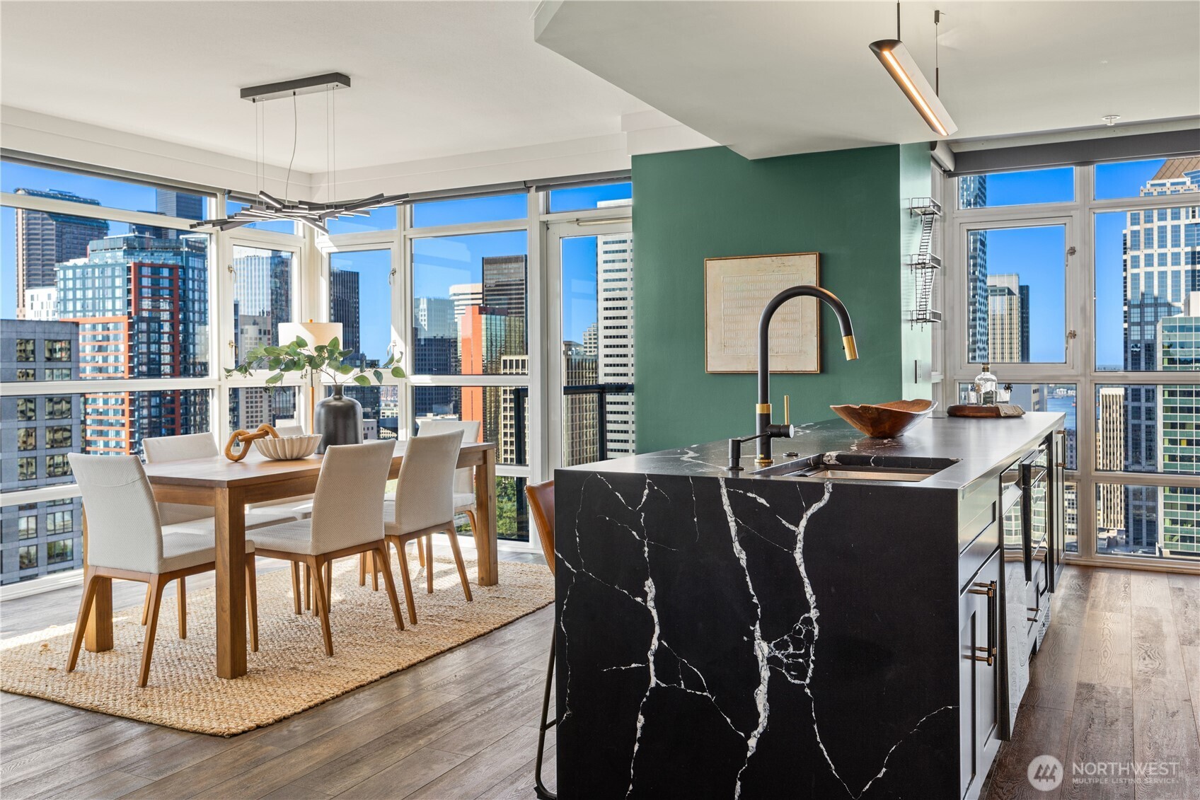 1420 Terry Avenue Unit: 2504