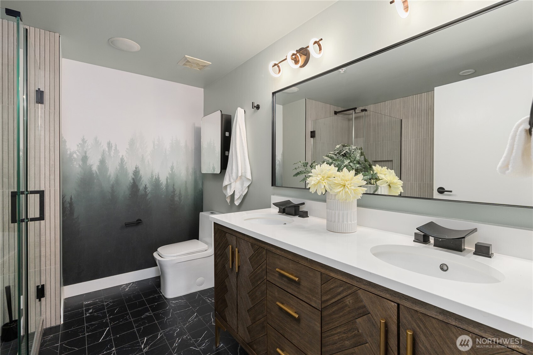 1420 Terry Avenue Unit: 2504