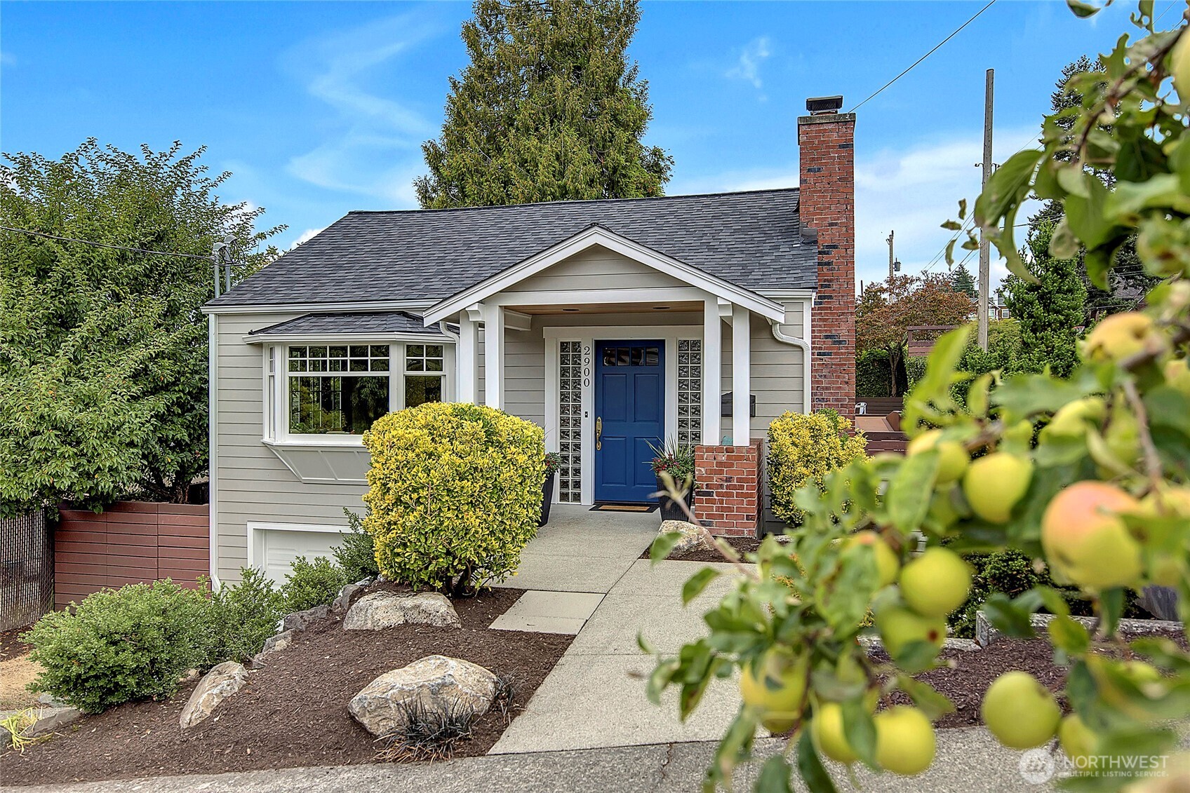 2900 W Newton Street