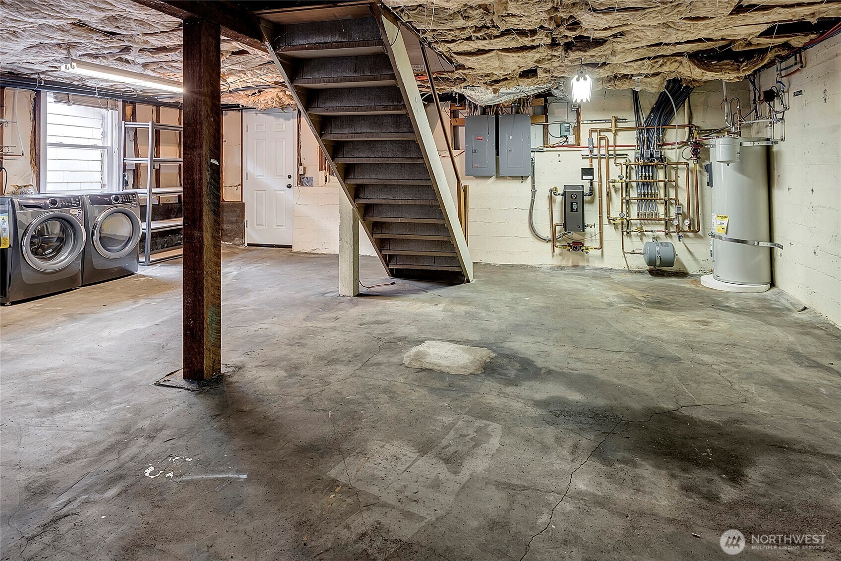 2900 W Newton Street
