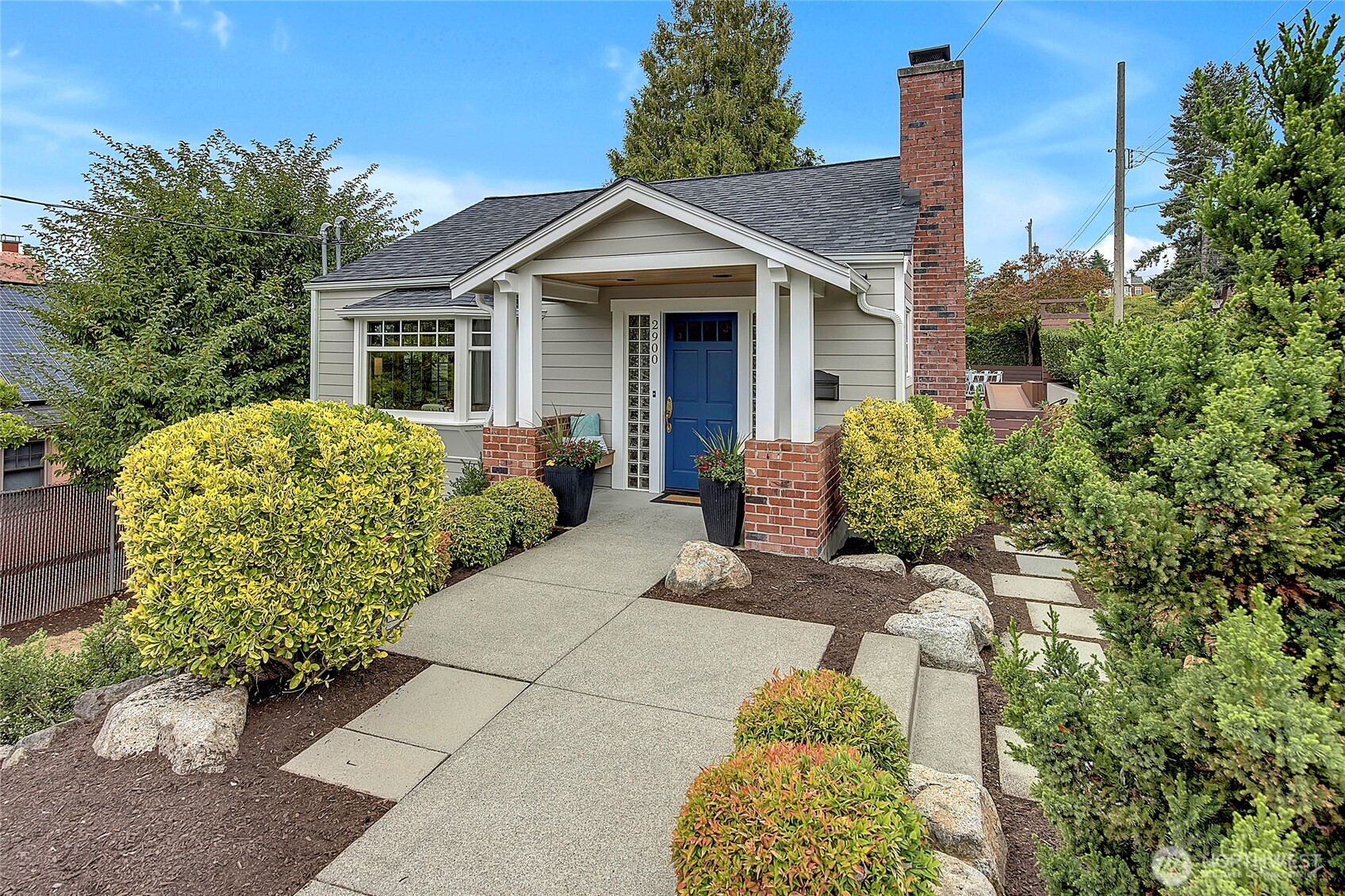2900 W Newton Street
