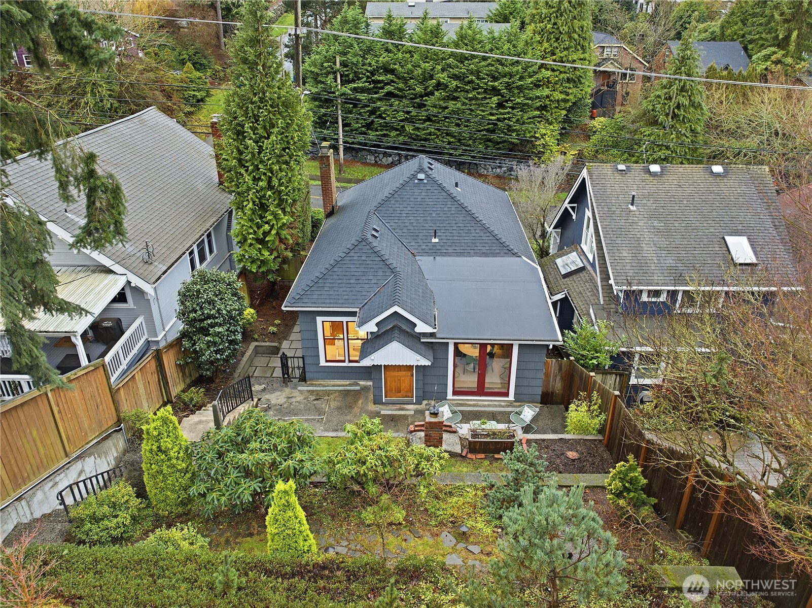 2554 3rd Avenue W