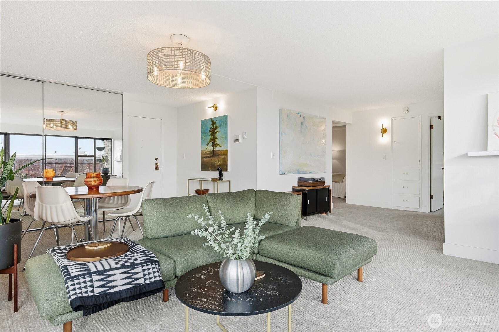 912 3rd Avenue W Unit: 202