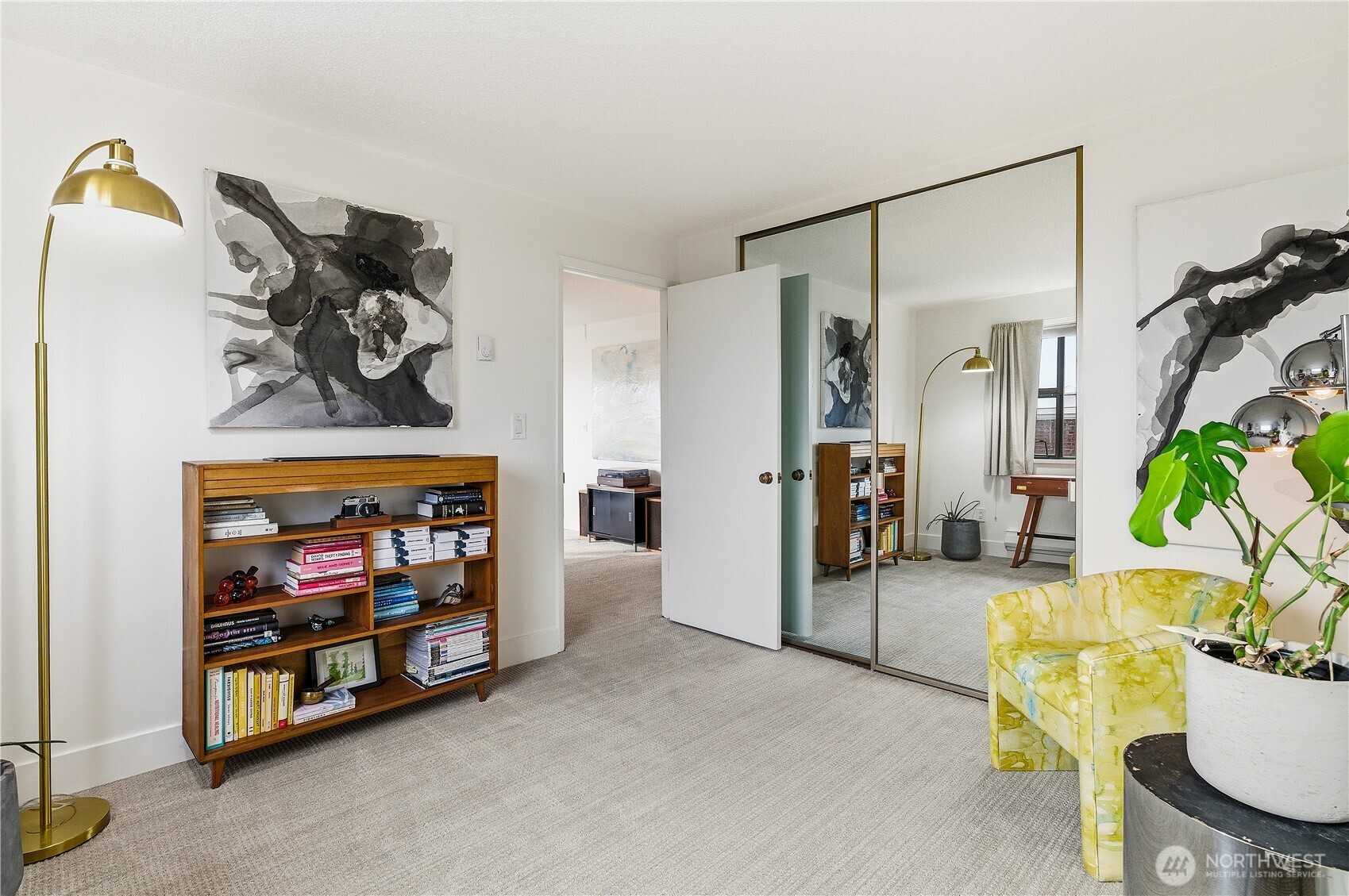 912 3rd Avenue W Unit: 202