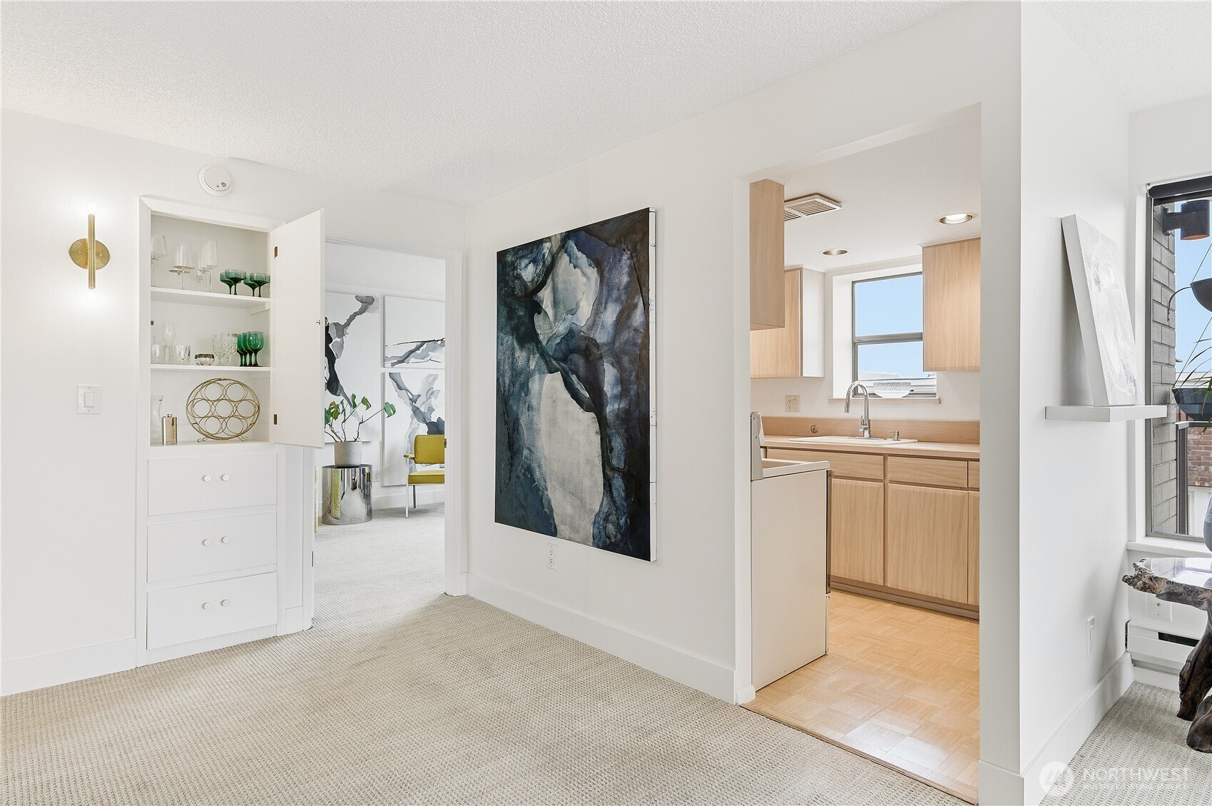 912 3rd Avenue W Unit: 202