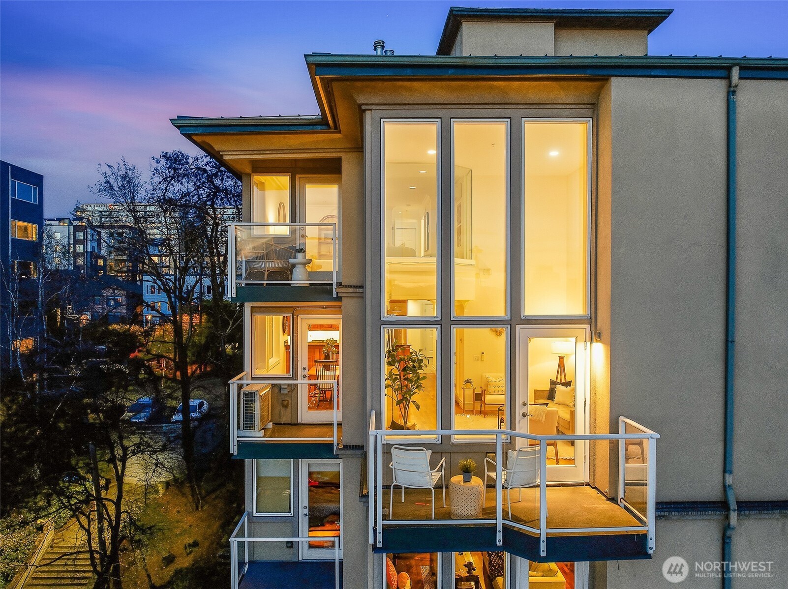 311 E Republican Street Unit: 602