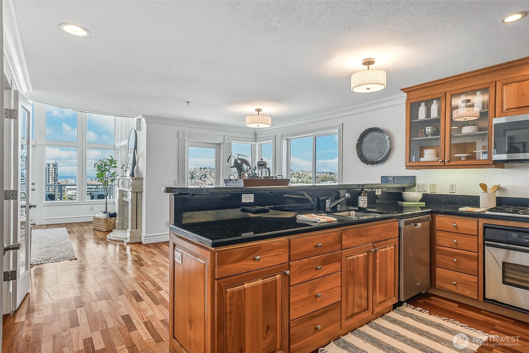 311 E Republican Street Unit: 602