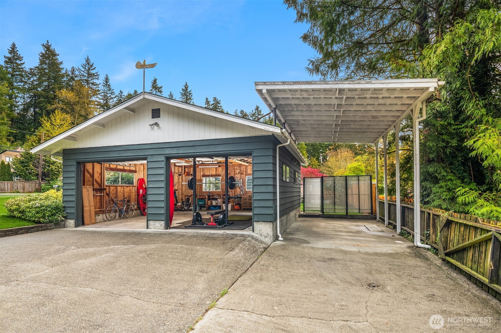 533 N 185th Place