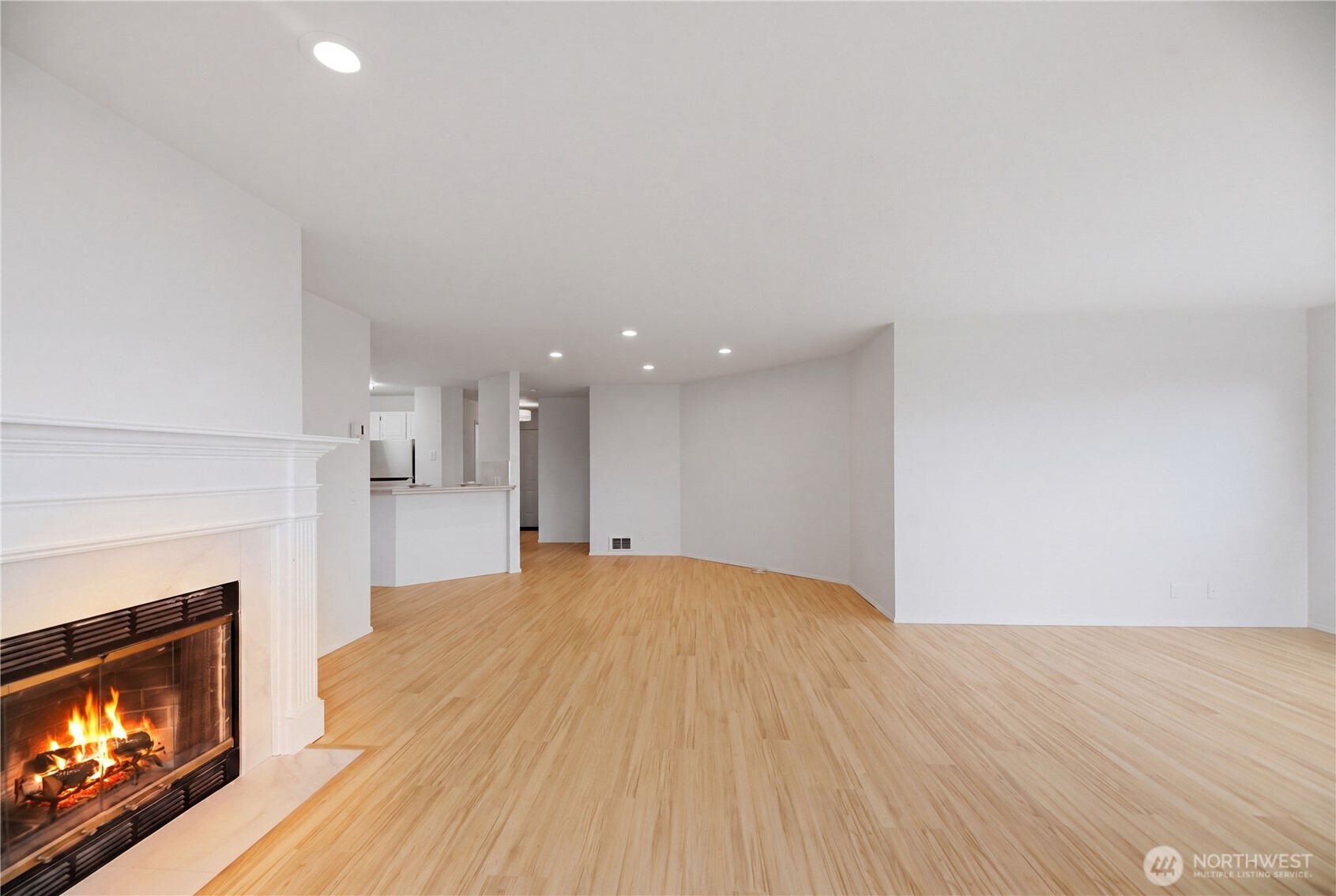 2040 13th Avenue W Unit: 13