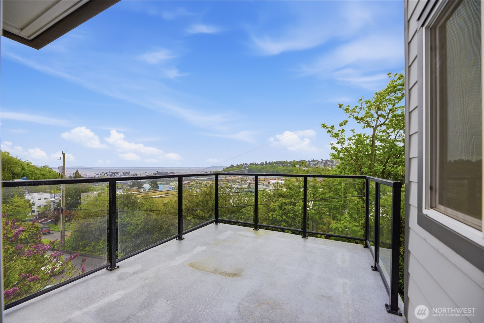 2040 13th Avenue W Unit: 13