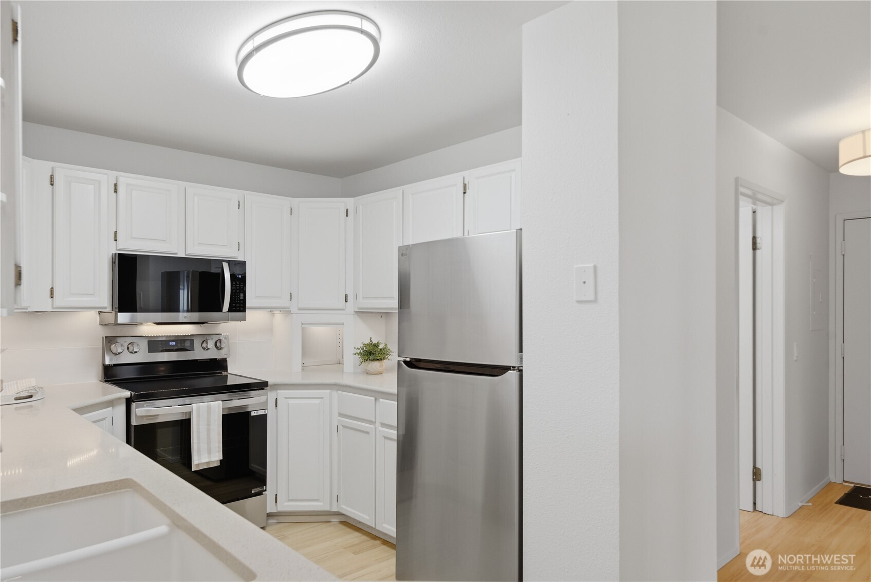 2040 13th Avenue W Unit: 13