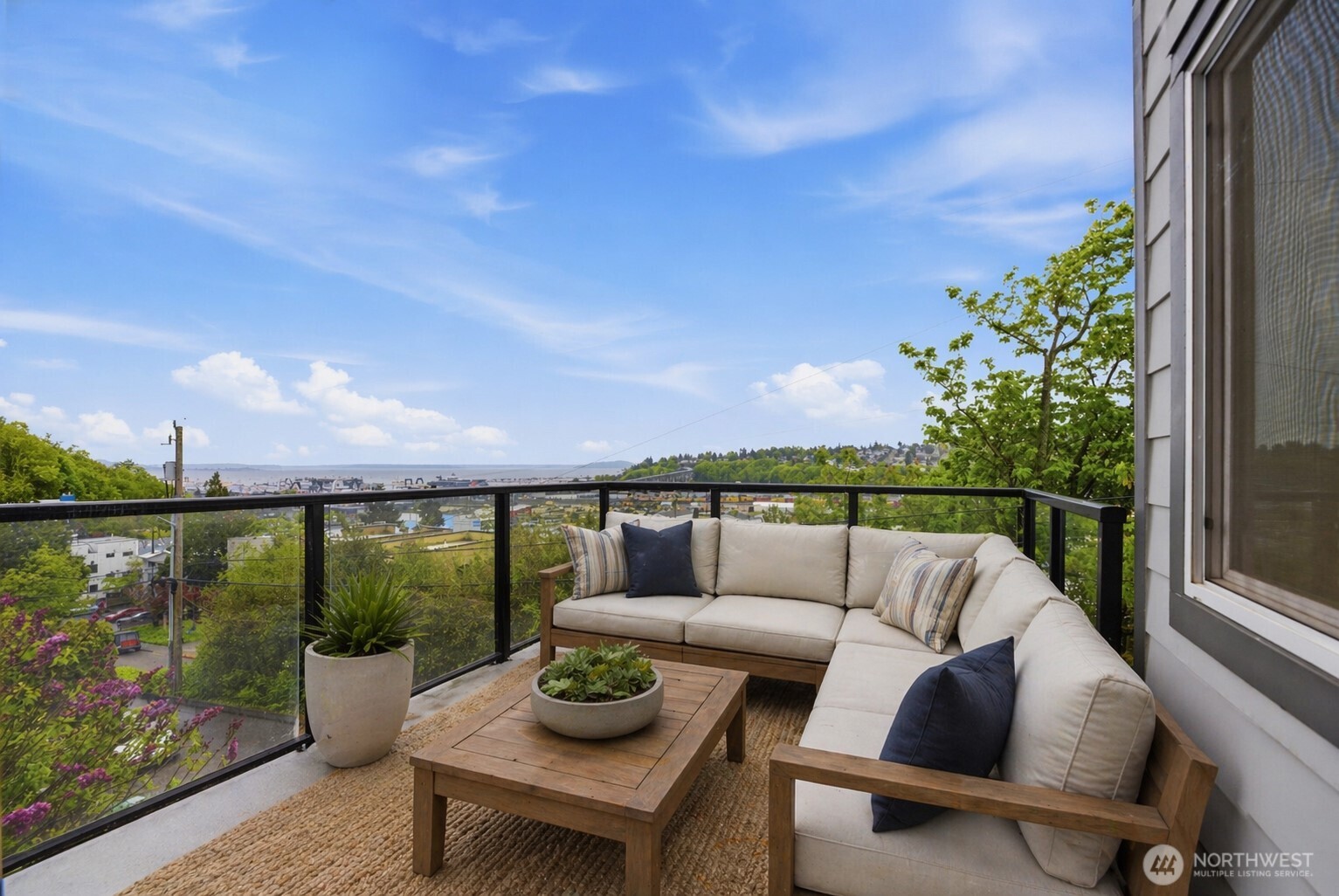 2040 13th Avenue W Unit: 13