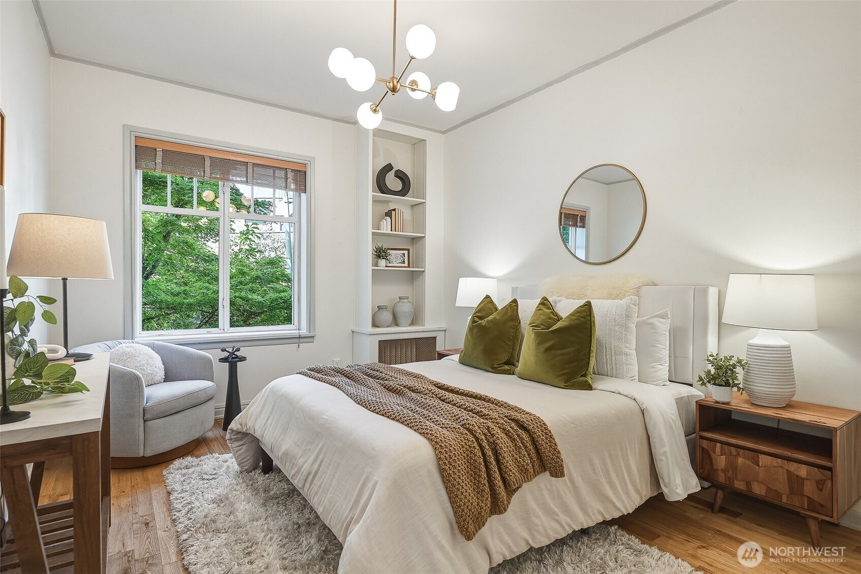 1107 E Denny Way Unit: A2