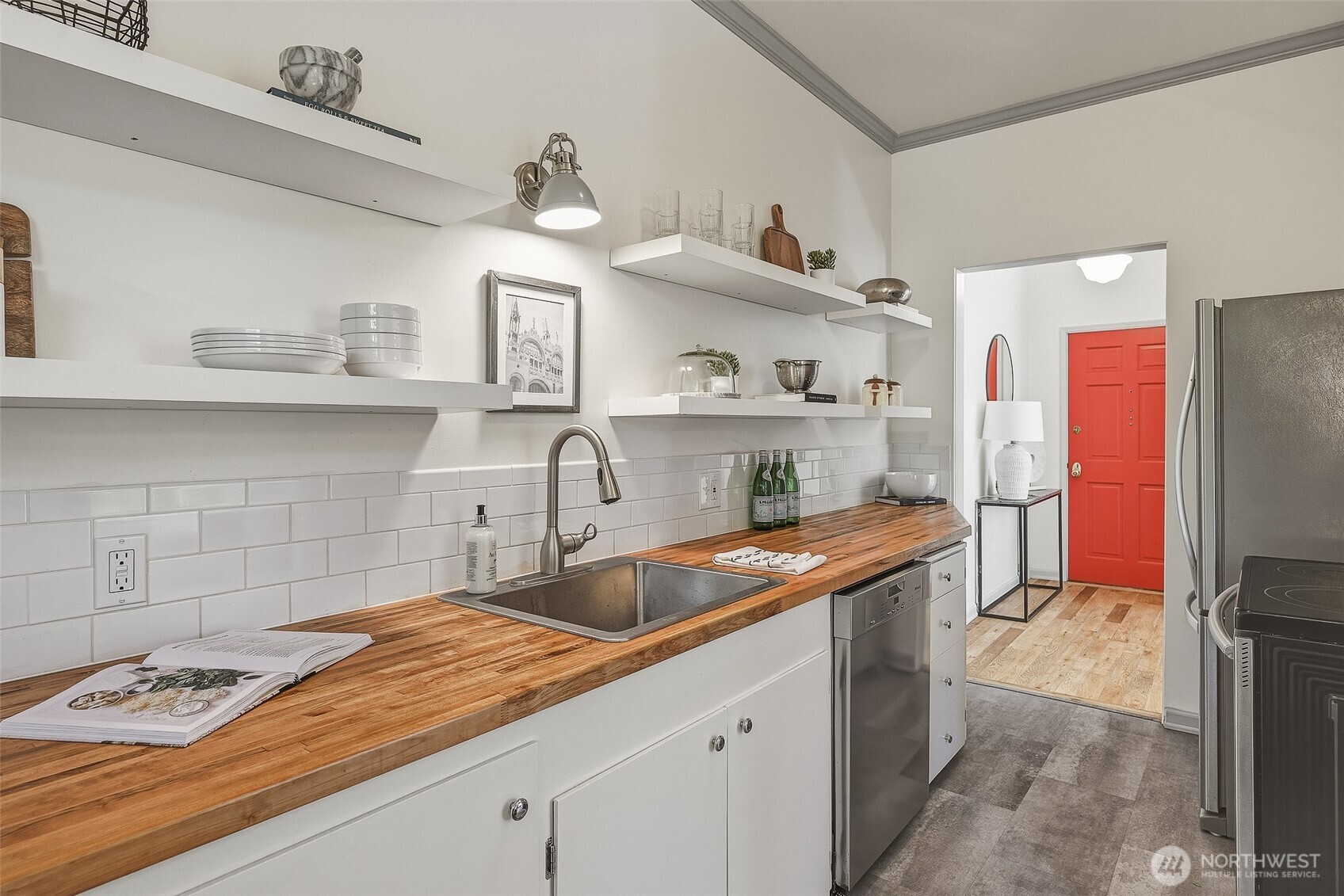 1107 E Denny Way Unit: A2