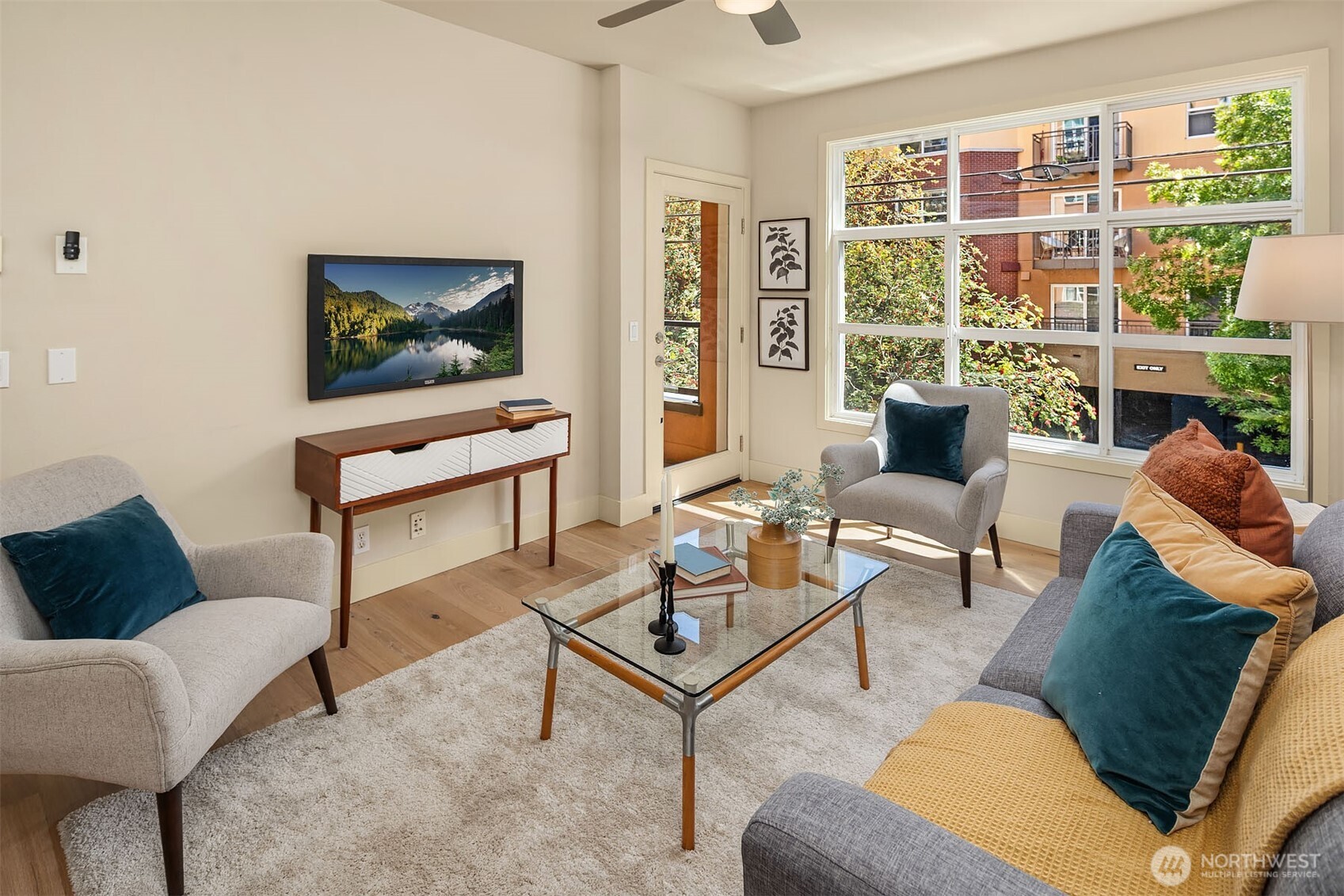 410 NE 70th Street Unit: 204