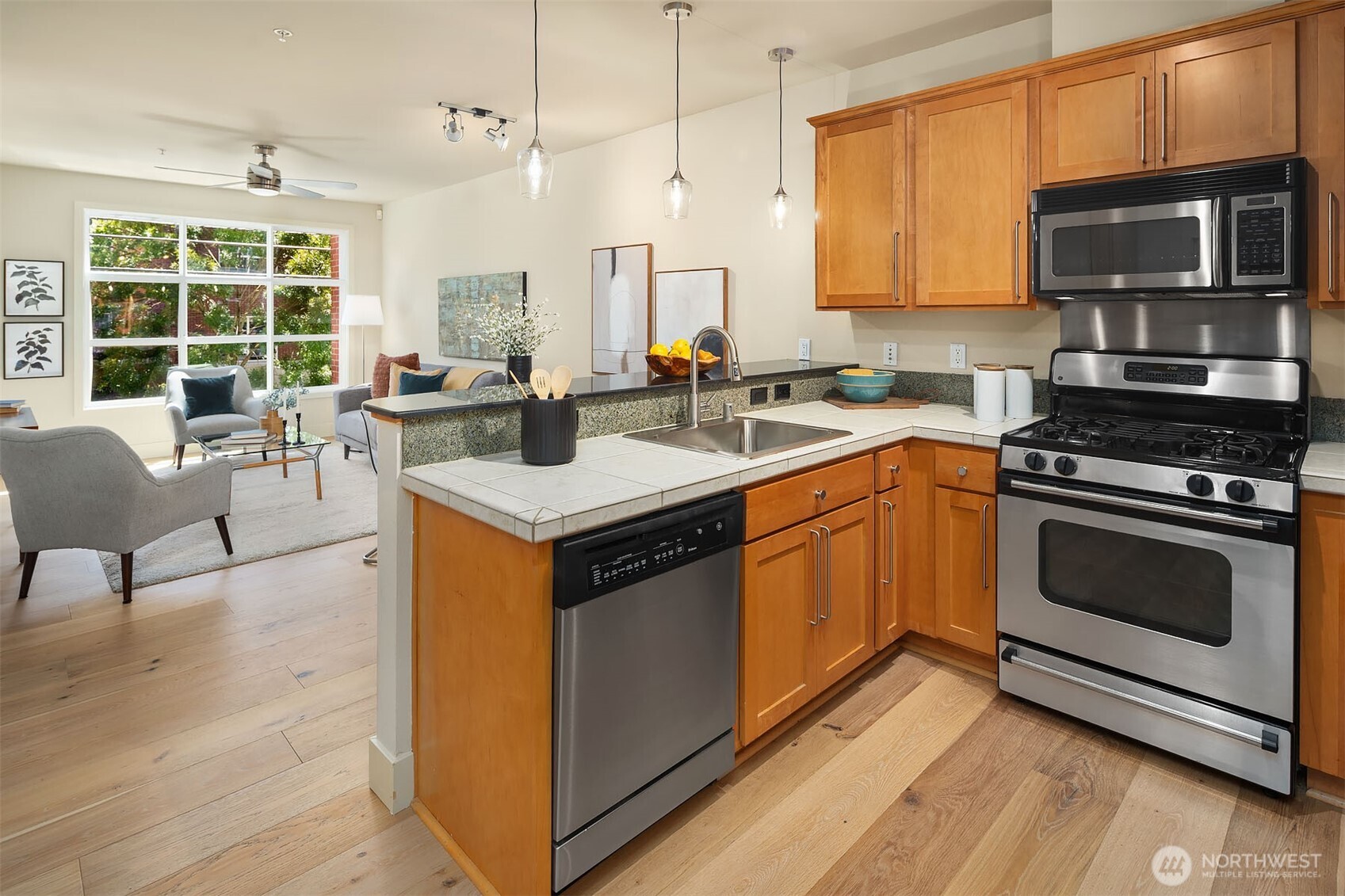 410 NE 70th Street Unit: 204
