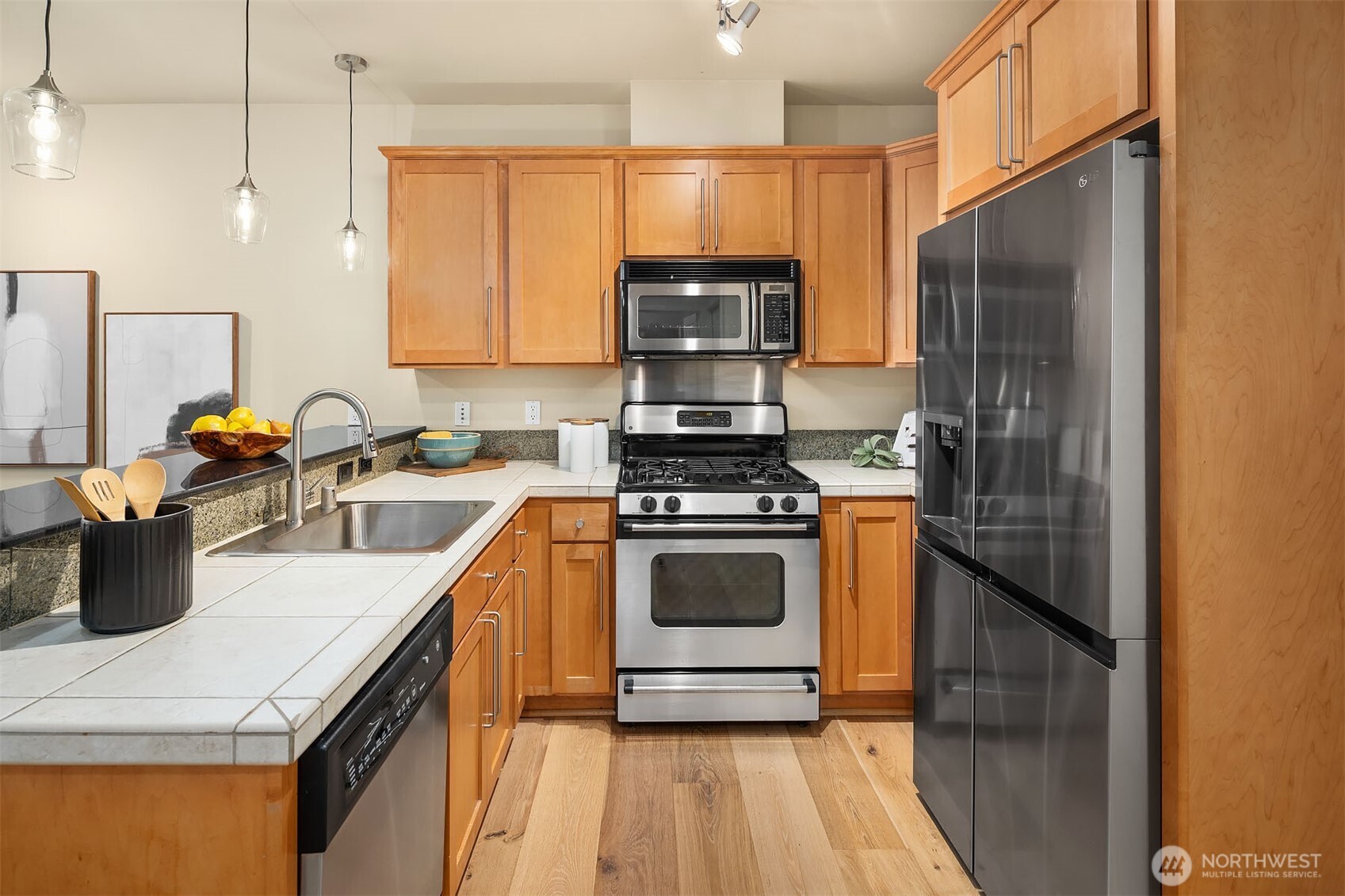 410 NE 70th Street Unit: 204