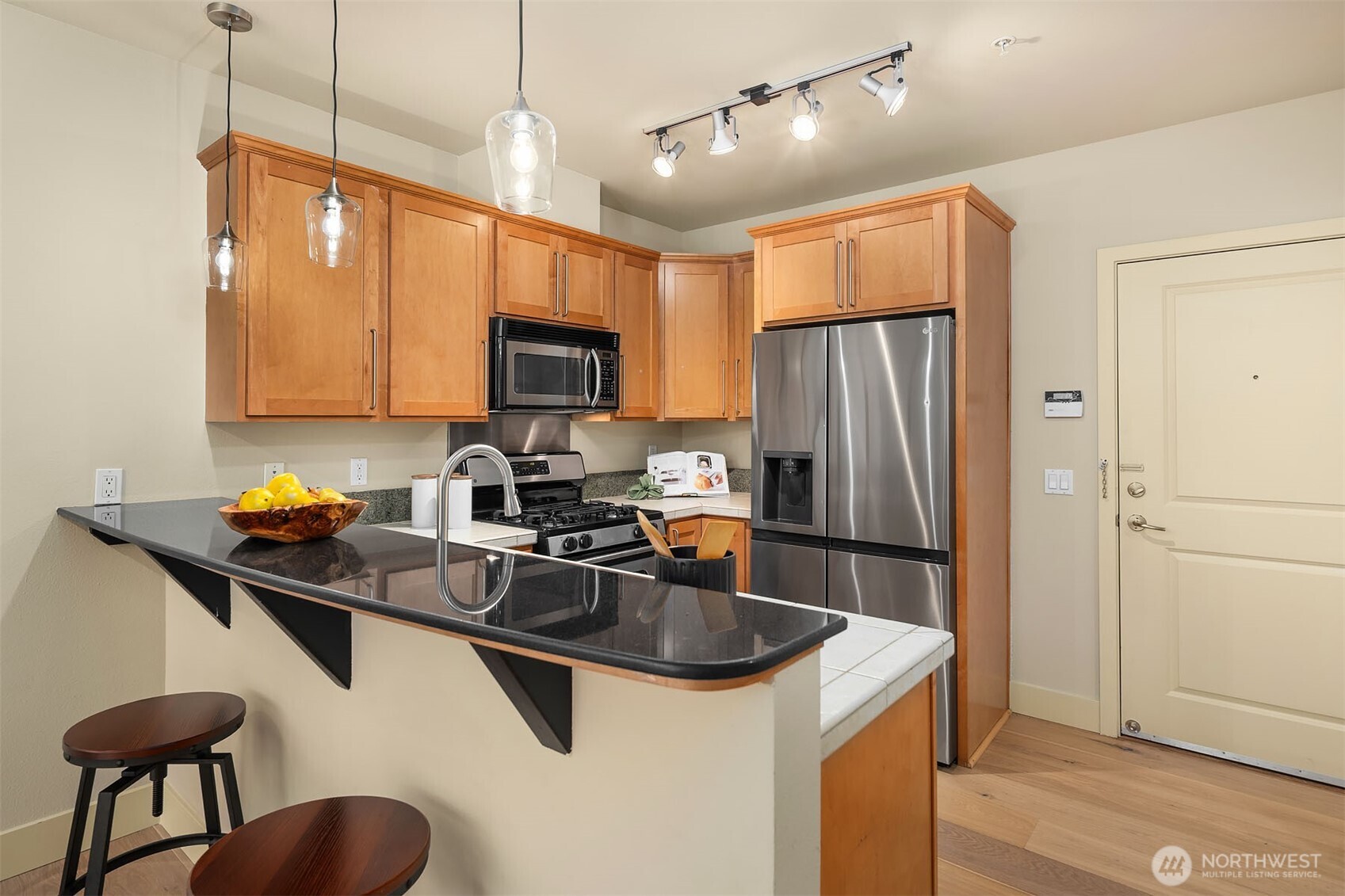 410 NE 70th Street Unit: 204
