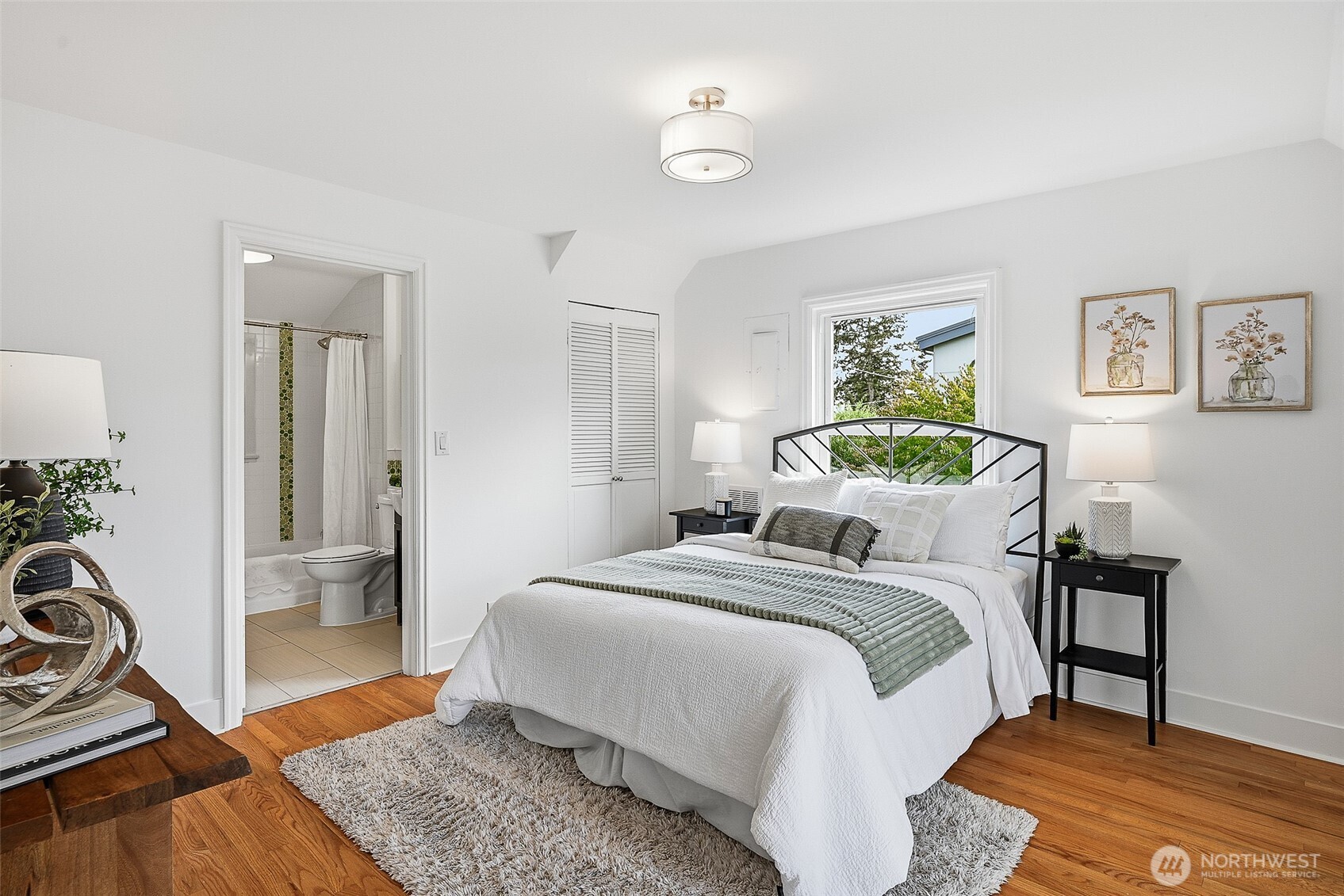 1512 6th Avenue W