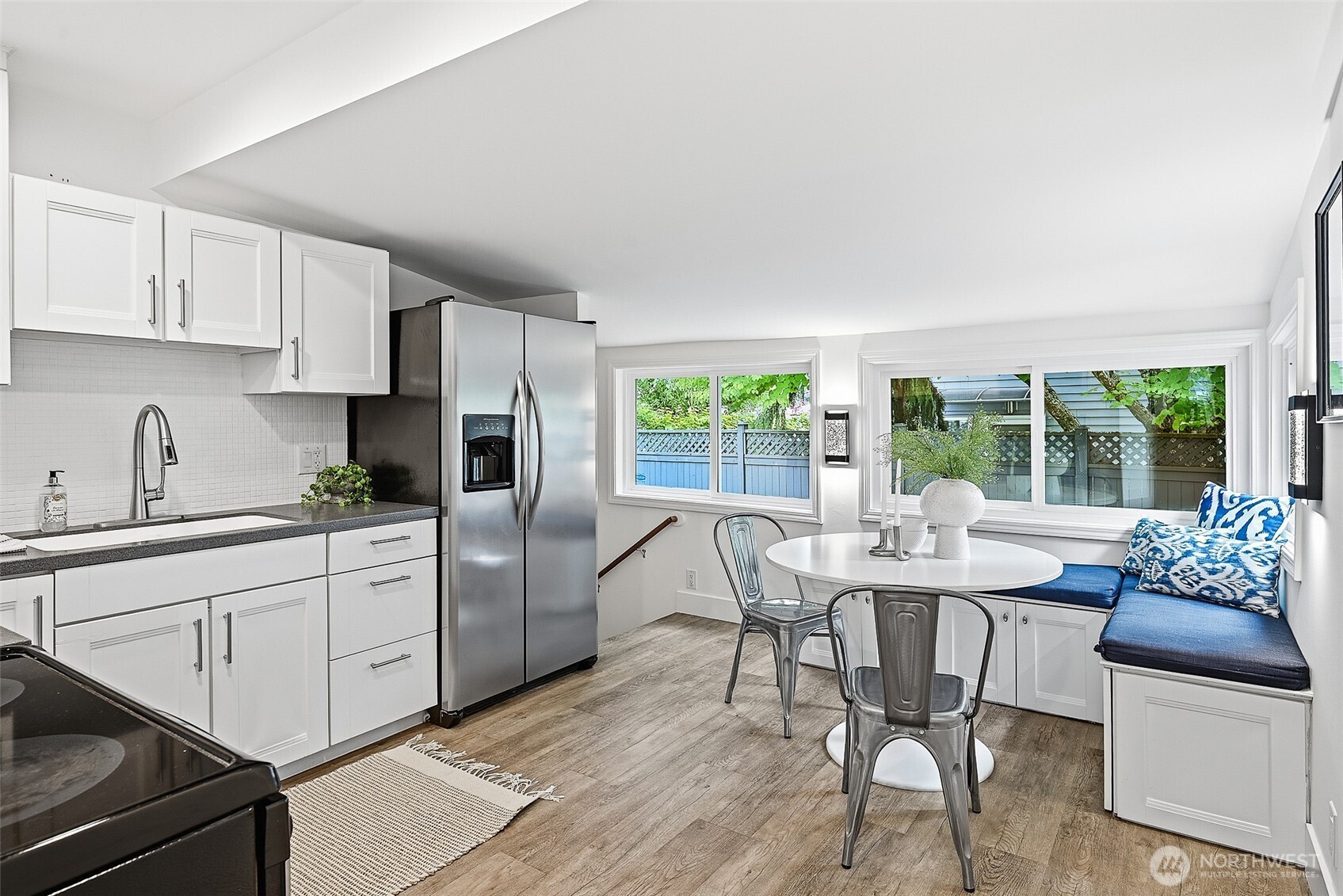 1512 6th Avenue W
