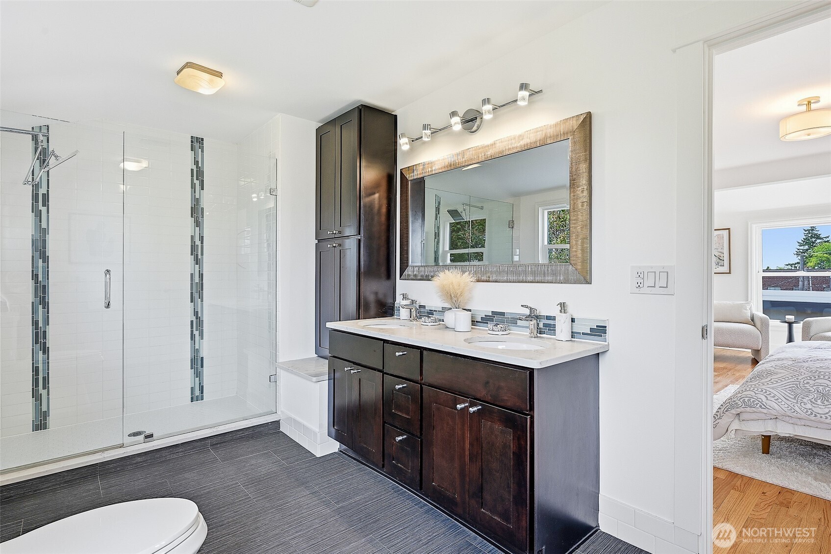 1512 6th Avenue W