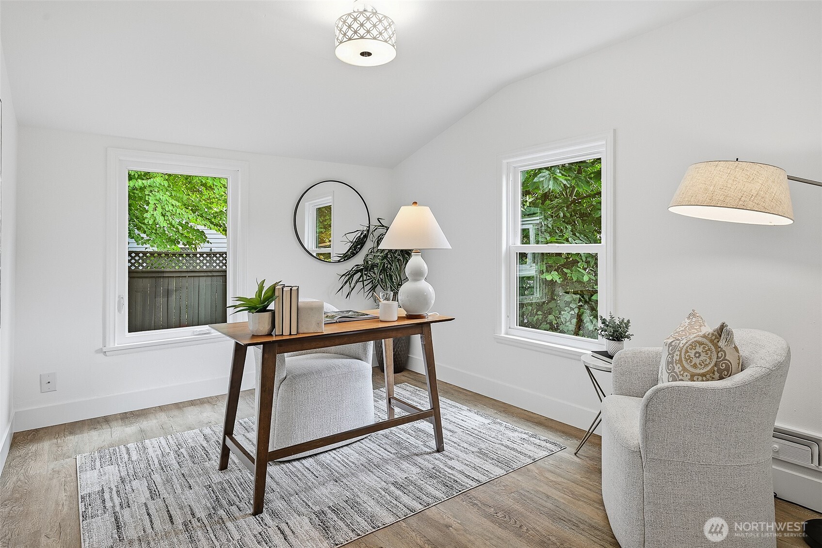 1512 6th Avenue W