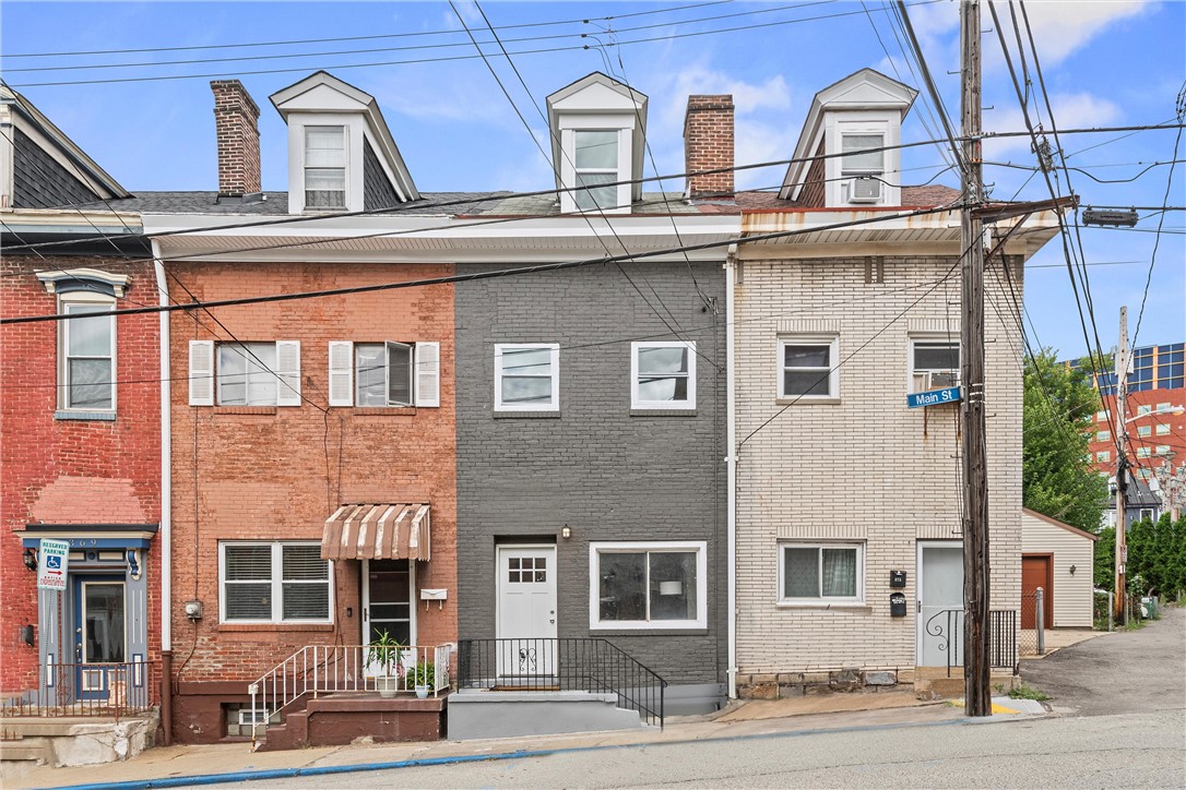 373 Main Street