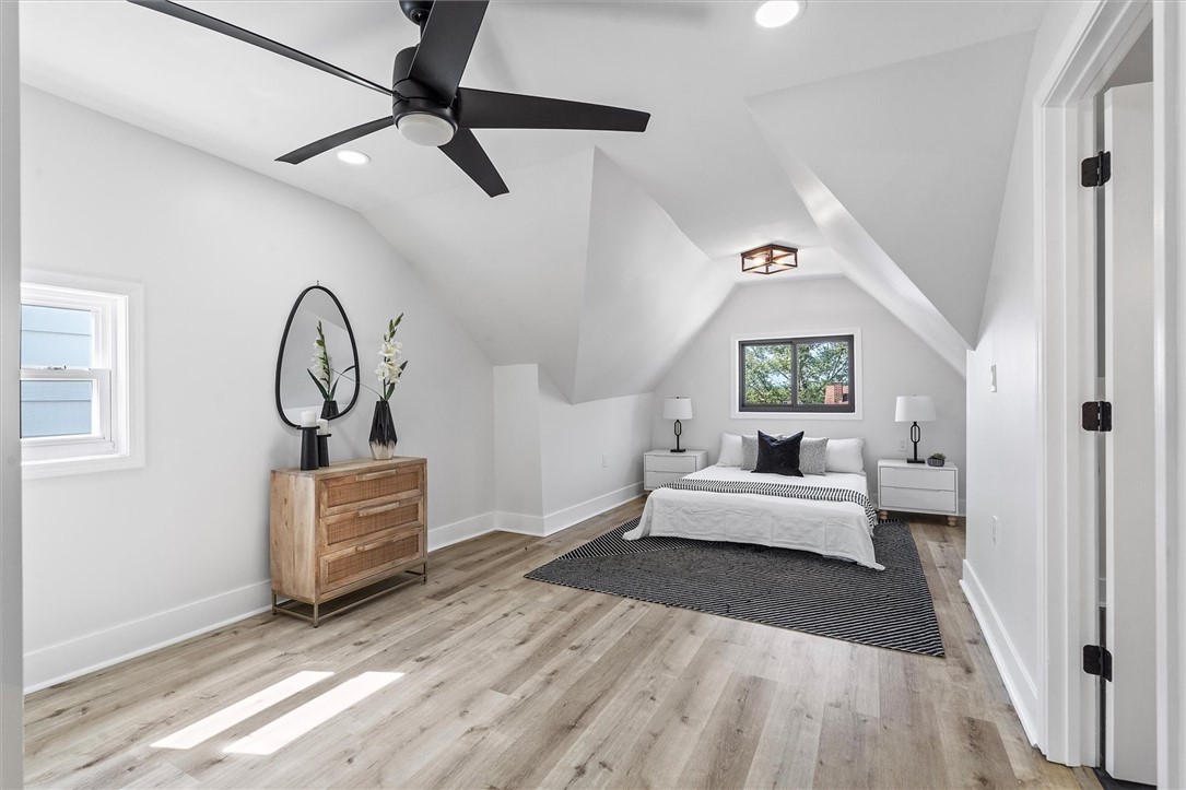 1247 Benton Ave