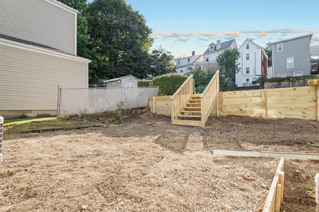 1247 Benton Ave