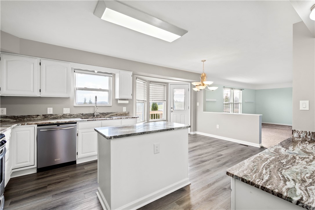 479 W Spring Grove Blvd