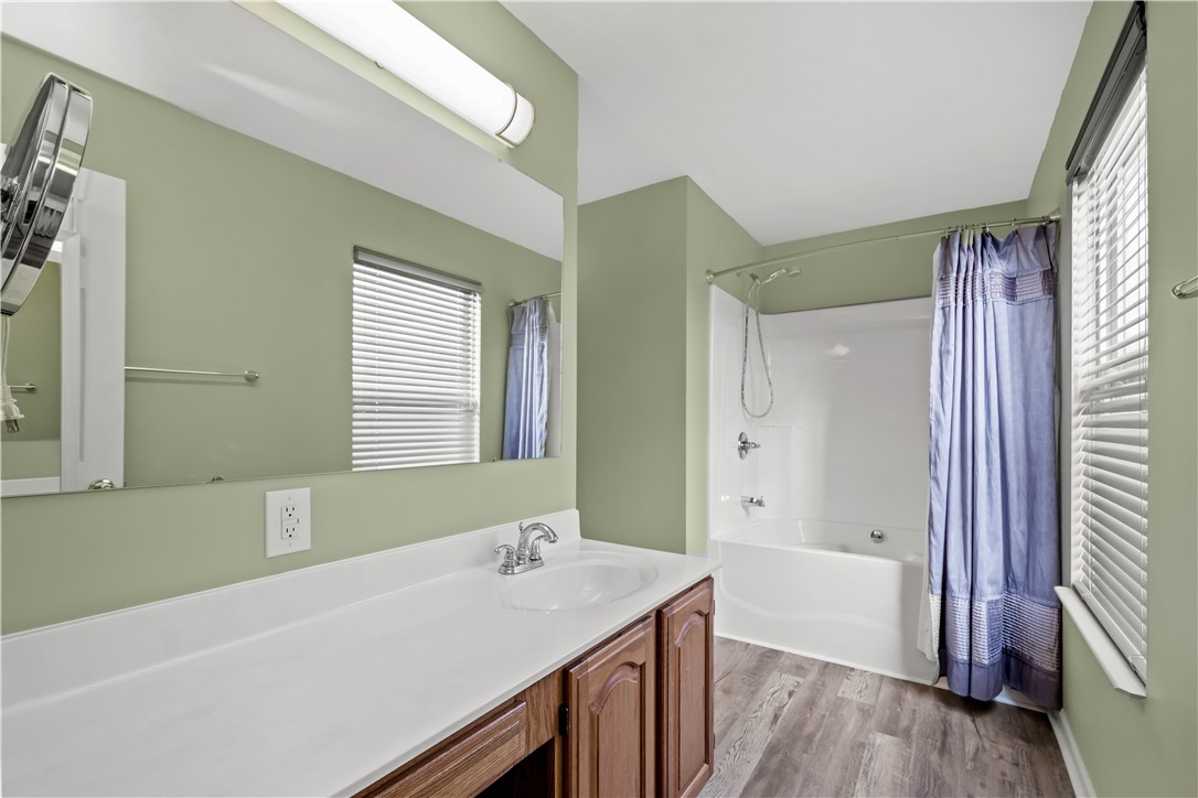 479 W Spring Grove Blvd