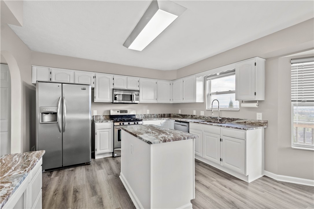 479 W Spring Grove Blvd