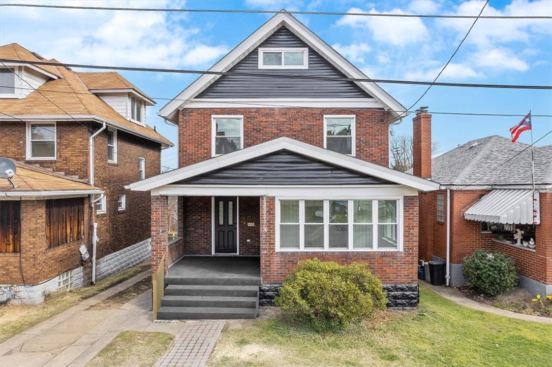 207 Thomas Street