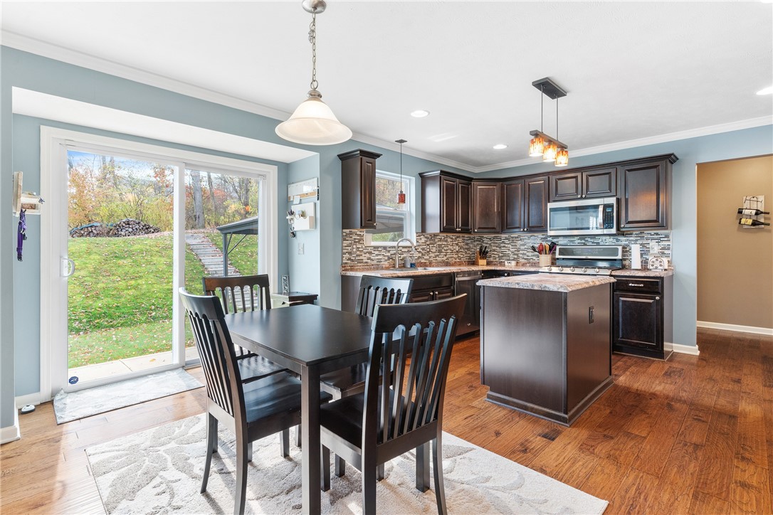 305 Red Fox Ct