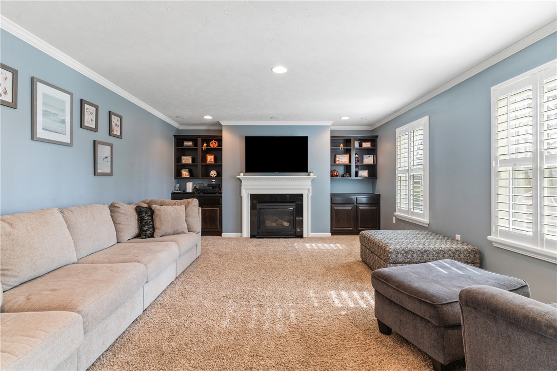 305 Red Fox Ct